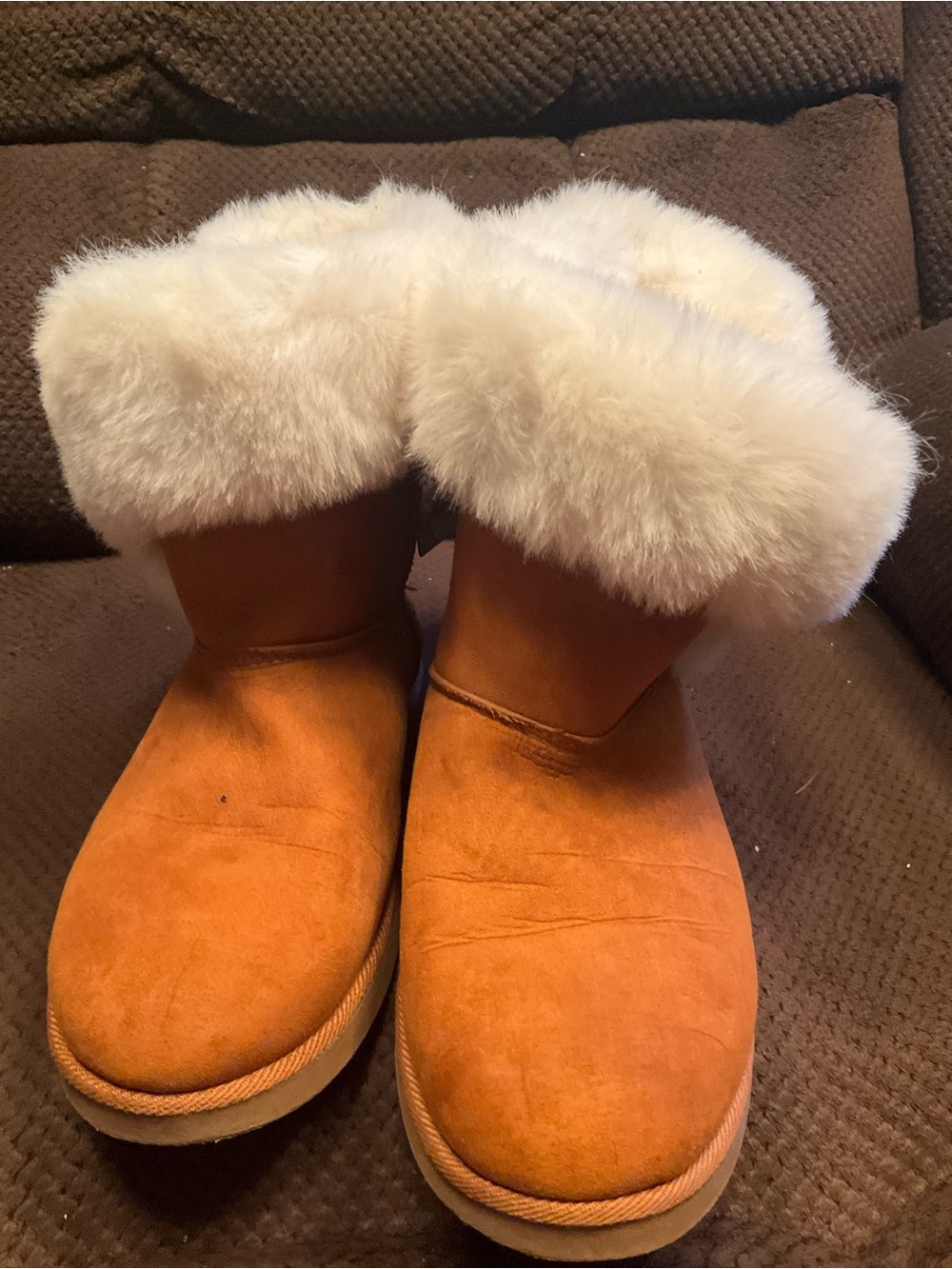 Juicy Couture fake fur ankle boots size 7.5